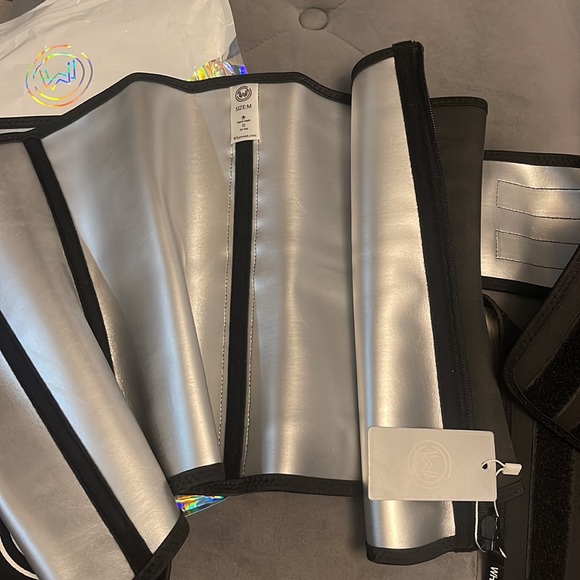 What waist trainer - Picture 4 of 4